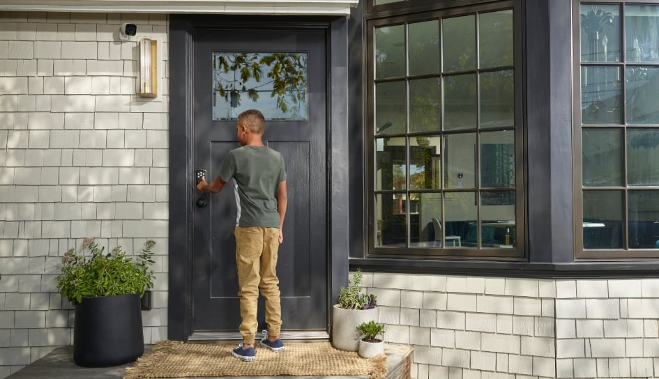 Vivint Smart Lock on home in Beaumont